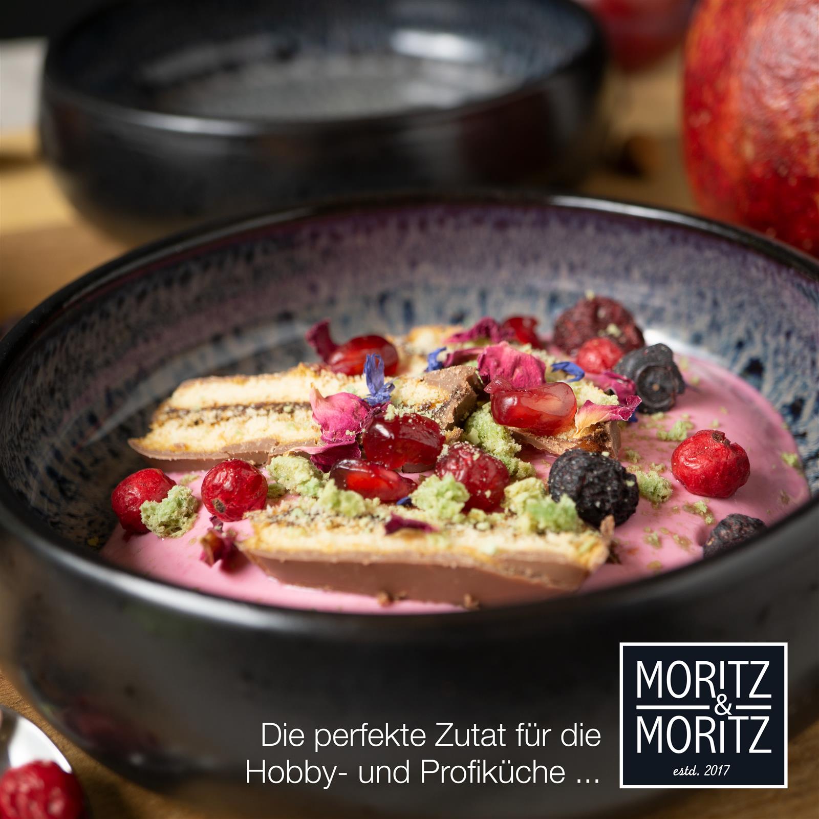 Elegante Grau Gourmet Schale mit Dip-Schälchen für stilvolle Tischdekoration Gourmet Schale in elegantem Grau von Moritz und Moritz, stilvoll präsentiert auf einem Holztisch, ideal für moderne Esstischdekorationen.