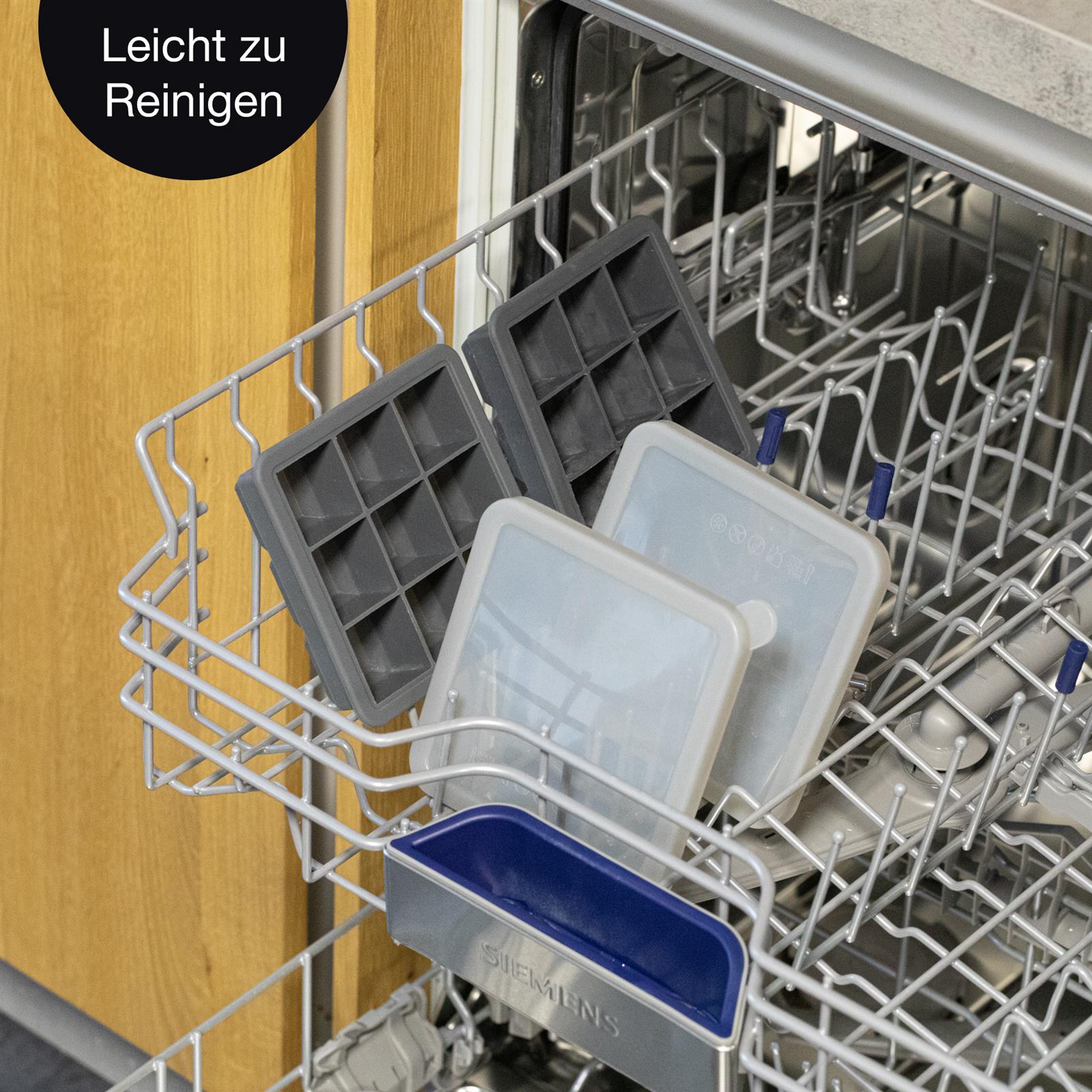 Eiswürfelform Eckig mit Deckel - 9 Stück im 2er Set für Moritz und Moritz Küche Moritz & Moritz Kitchen Eiswürfelform, rechteckig - 9 Stück mit Deckel, 2er Set; detailreiches Bild mit geprägter Oberfläche und praktischem Design für einfache Eiswürfelentnahme.