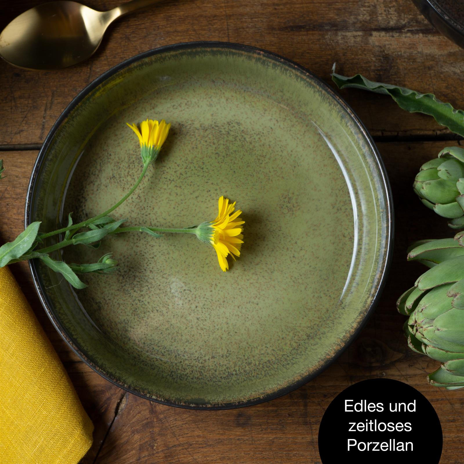 Tellerset in Vintage, Sechs weiß-graue Gourmet-Suppenteller im Vintage-Stil mit feinem, dunklem Rand