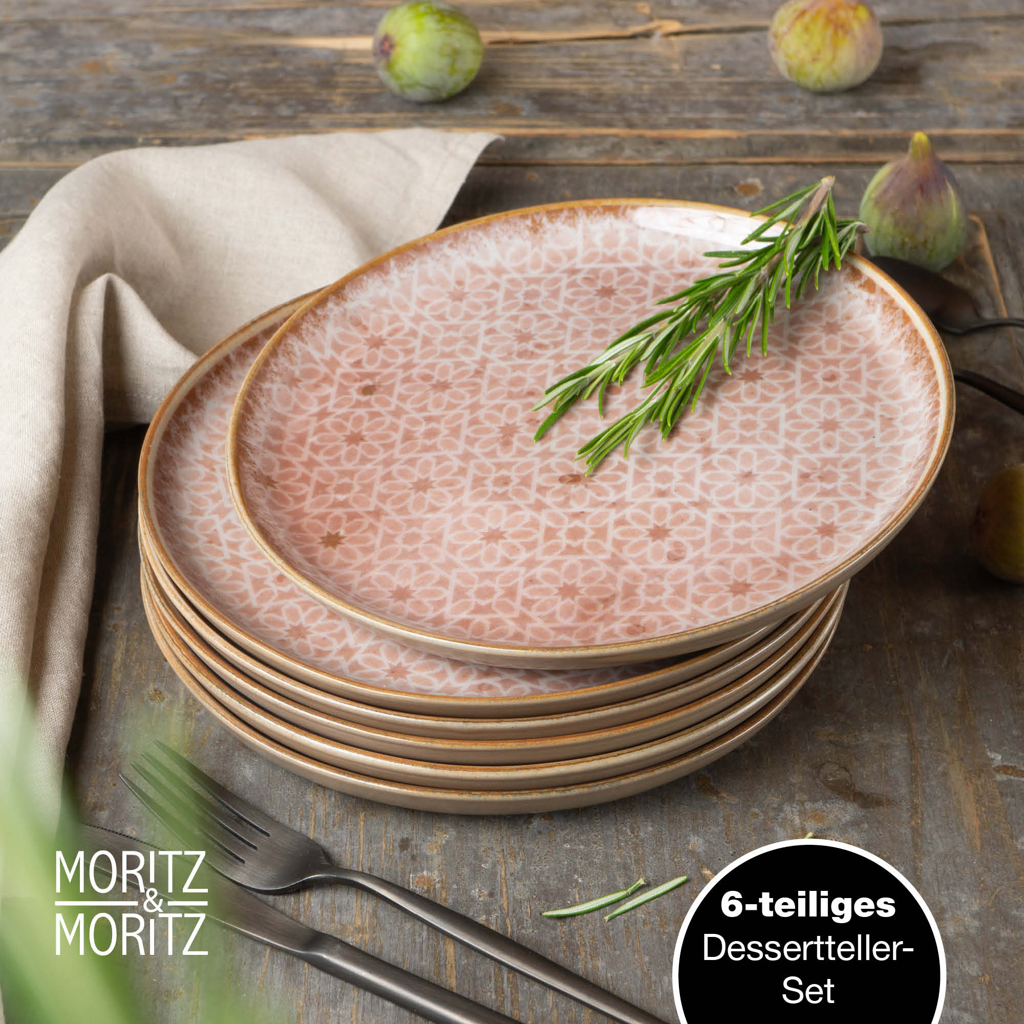 Mediterrane Dessertteller in Rosa, 6-teiliges Set auf weißem Hintergrund