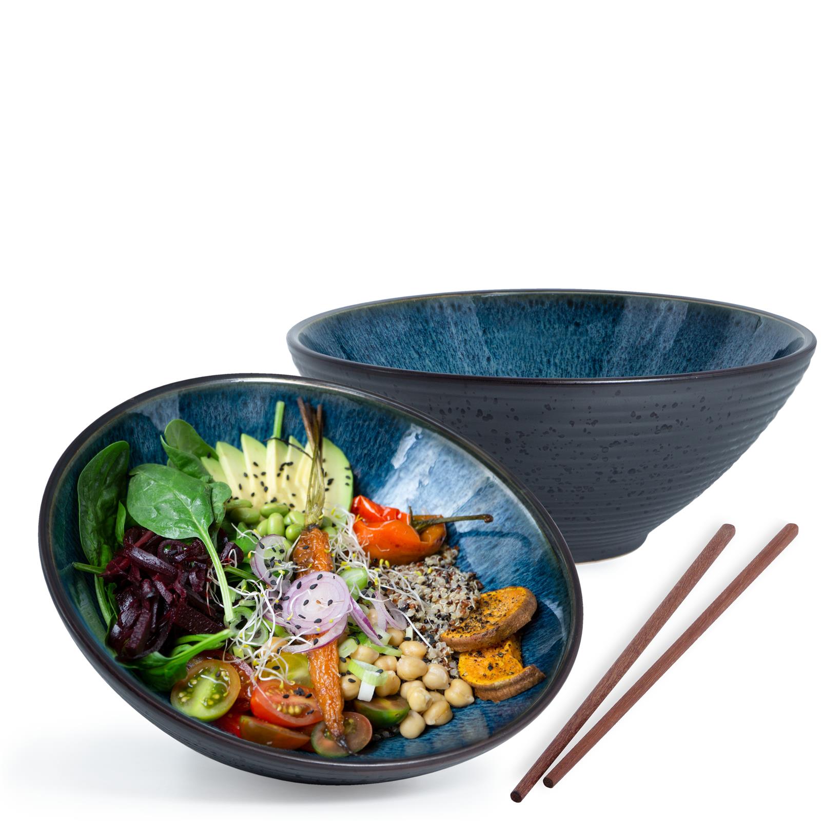 Zweier-Set Salatschüsseln mit Design und Verarbeitung aus Material, mit angerichteter Speise