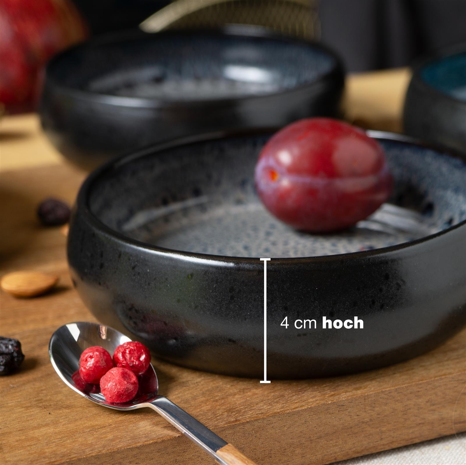 Gourmet Schale Grau - Elegante Keramikschale für stilvolle Tischdekoration Gourmet Schale Grau - Hochwertige Keramikschale in elegantem grauen Design, ideal für stilvolle Präsentationen von Speisen und Delikatessen. Perfekt für modernes Küchendekor.