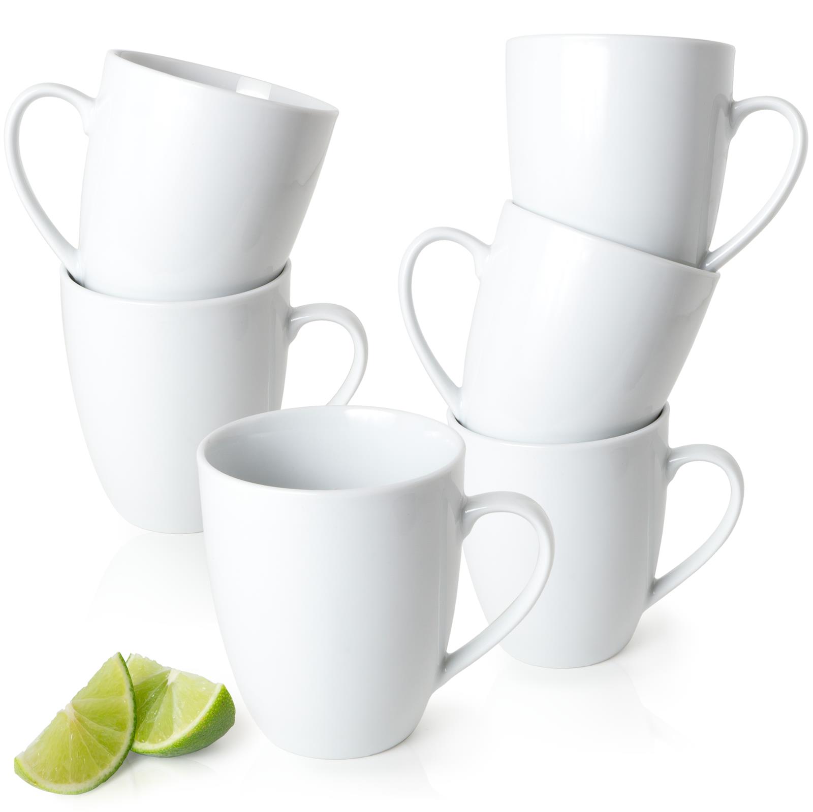 6er Set Weiße Keramikbecher – Moritz & Moritz Geschirrkollektion Ein Set aus sechs weißen Bechern aus der feWaire-Kollektion von MUM, auf einem Bild arrangiert. Ideal für stilvolle Tischdekoration und elegante Kaffee- oder Teepausen zu Hause.