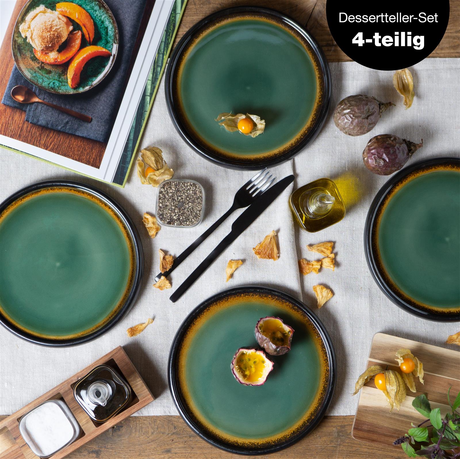 4-teiliges Gourmet-Dessert-Tellerset in Reaktiv-Grün und Braun, detailreich auf einem Tisch präsentiert