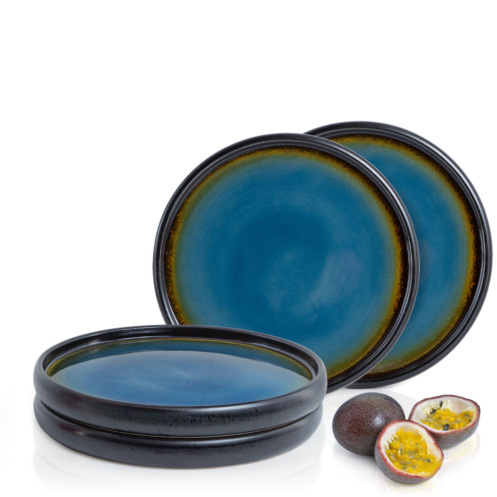 SOLID 4x Dessert Teller blau – Braun Geschirr Set Reaktiv, mit angerichteter Speise