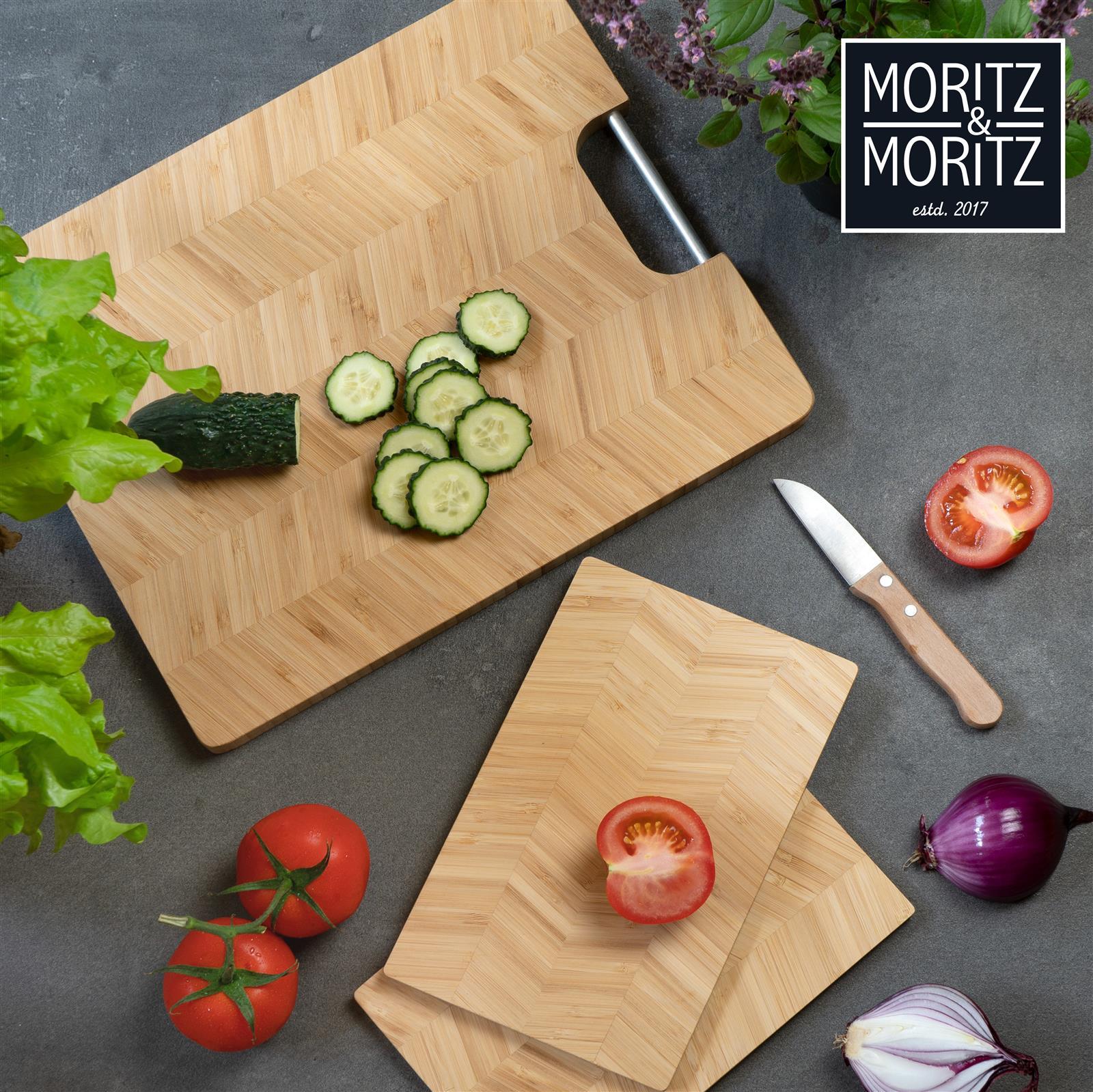 Zwei Holzbretter im Set mit Fischgrätenmuster, Größe 23x15x0,9 cm