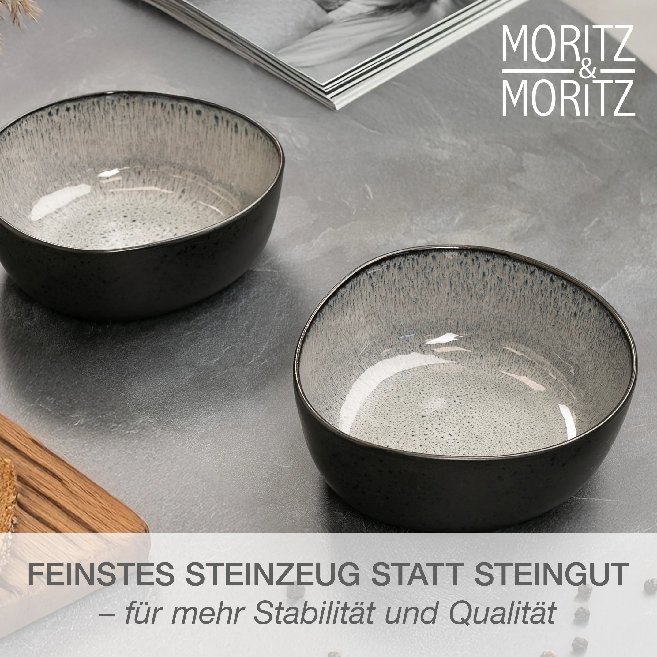 ORGANIC Servierschale 2-teilig Grau, auf gedecktem Tisch bei Tageslicht
