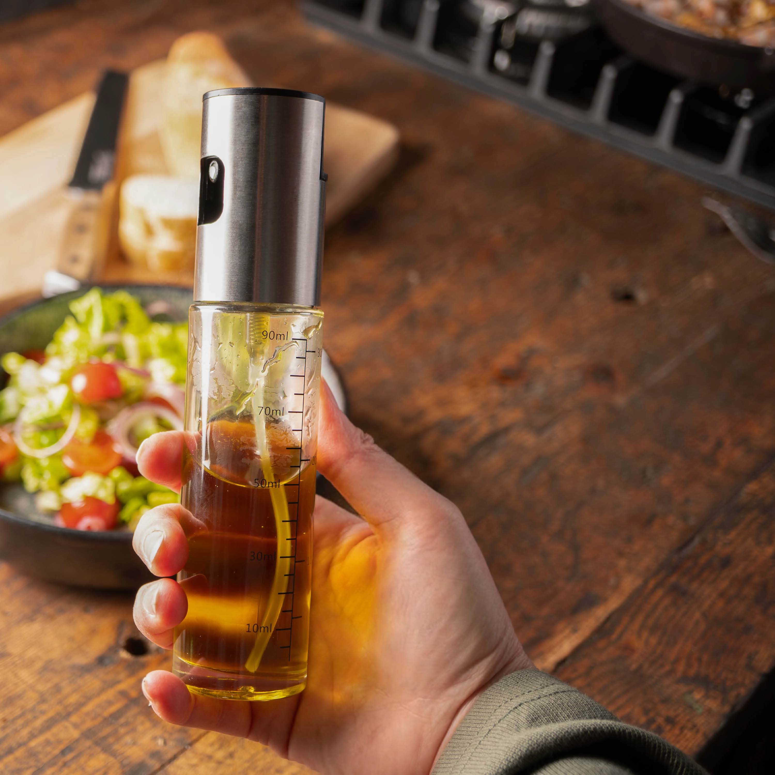 Glas, 90 ml, vor weißem Hintergrund