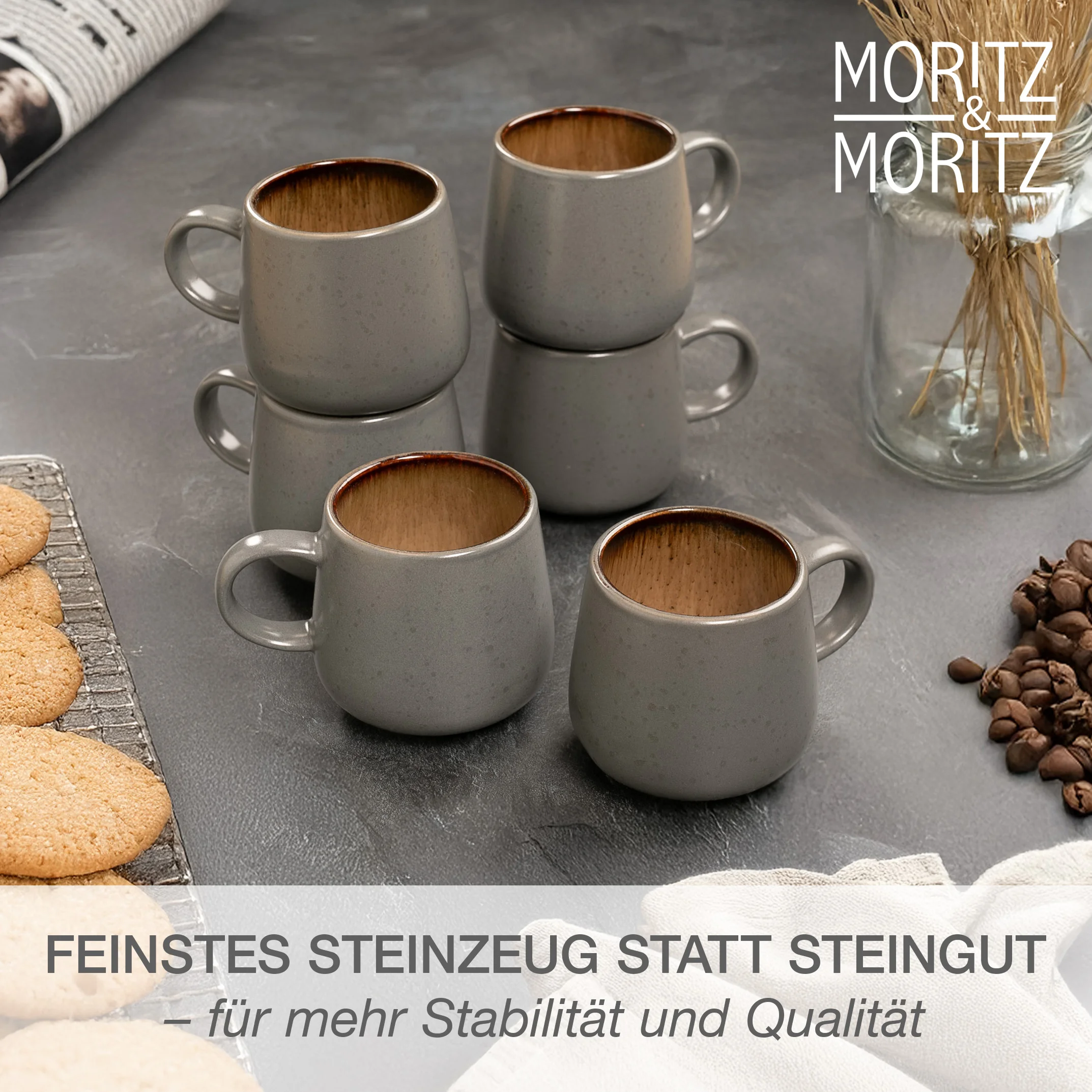 SOLID Geschirr Set 24-teilig Reaktiv Beige, auf gedecktem Tisch bei Tageslicht