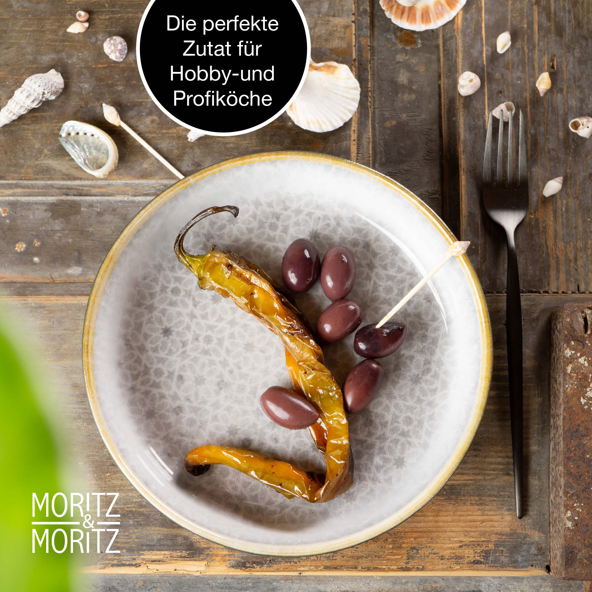 6-teilige mediterrane graue Suppenteller-Set auf Holztisch mit zarten Mustern und Charme