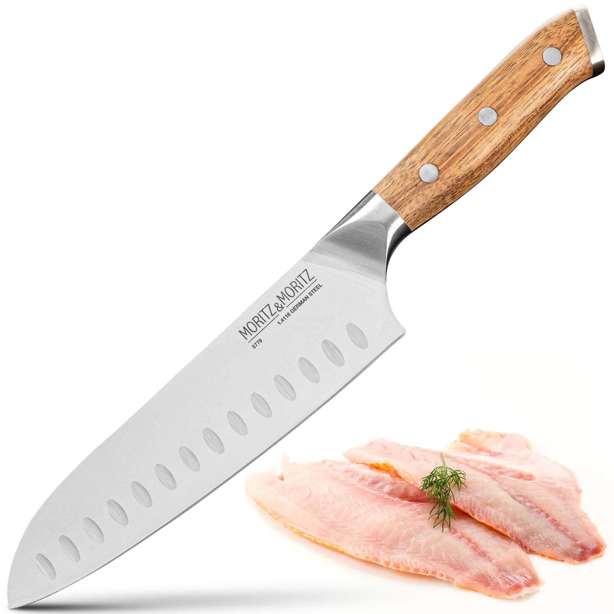 Santokumesser mit 18 cm langer Edelstahlklinge und ergonomischem schwarzen Griff, liegend auf weißem Hintergrund