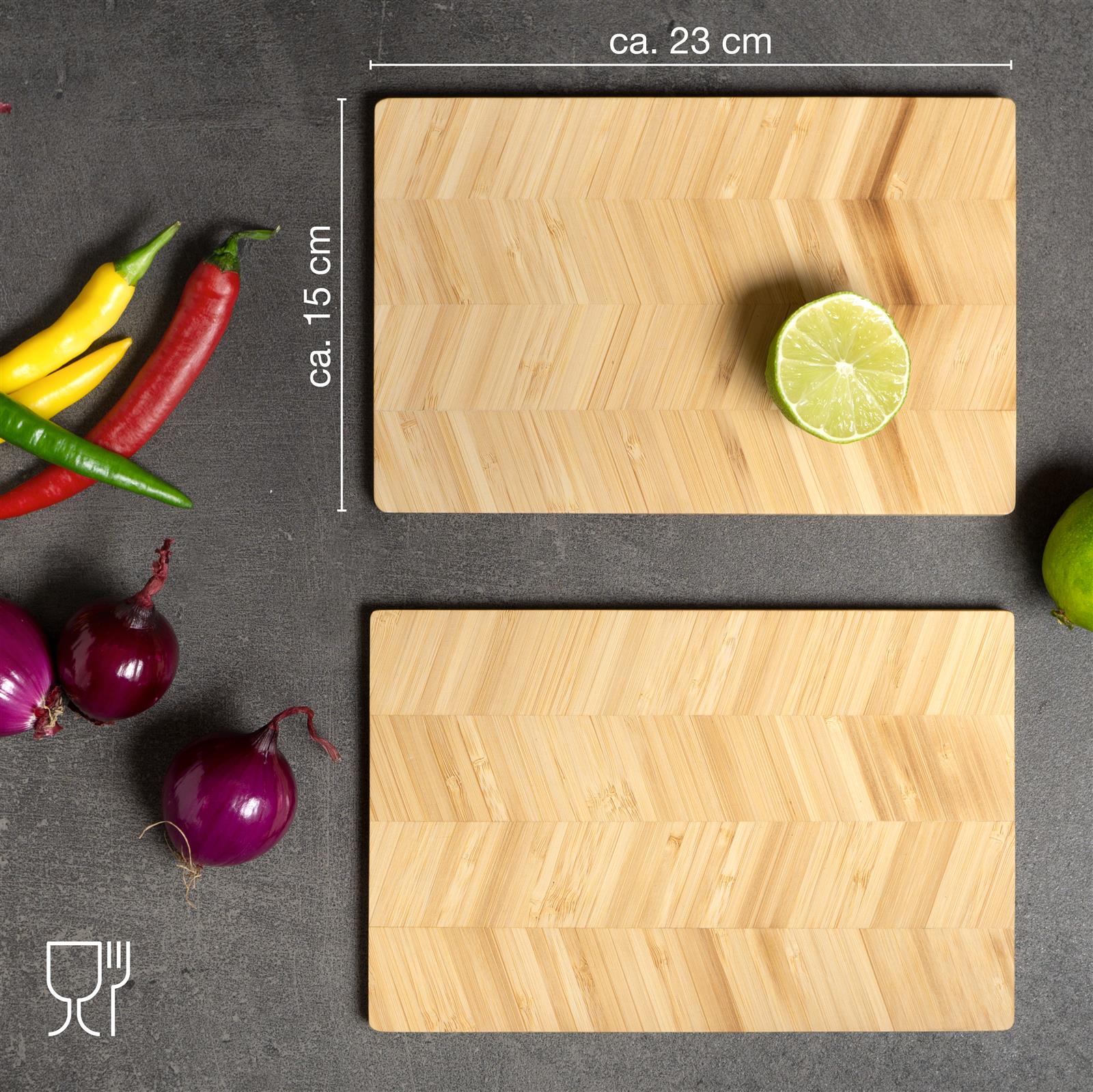 2er Set Holzbrett 23x15x0,9cm im Fischgrätenmuster, Design, auf Holzoberfläche