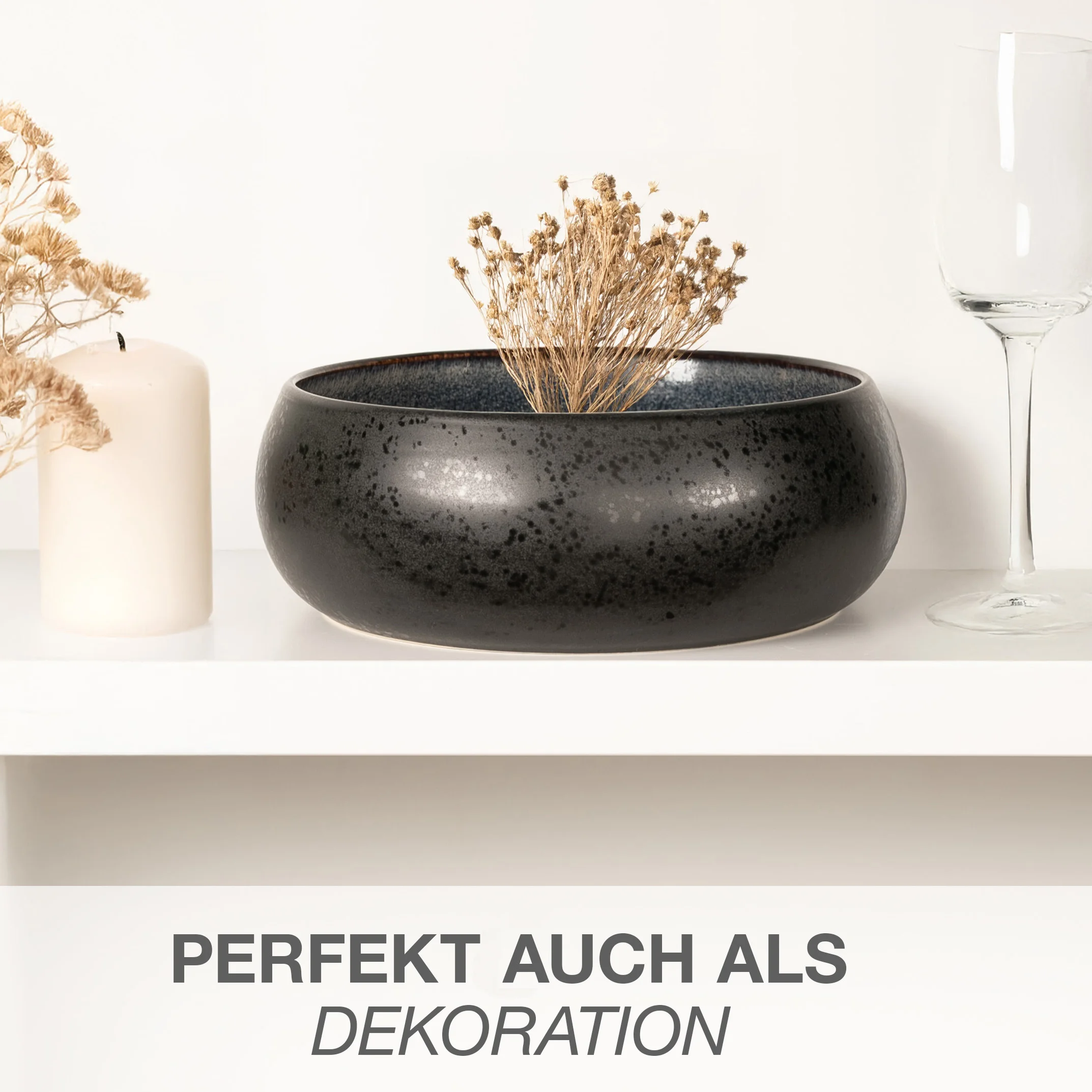 SOLID Servierschale Anthrazit, Farbwirkung bei Tages- und Kunstlicht