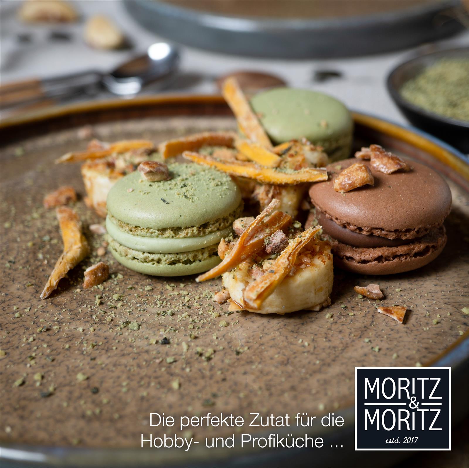4-teiliges Gourmet Dessert Teller Set in reaktiver Glasur, beige