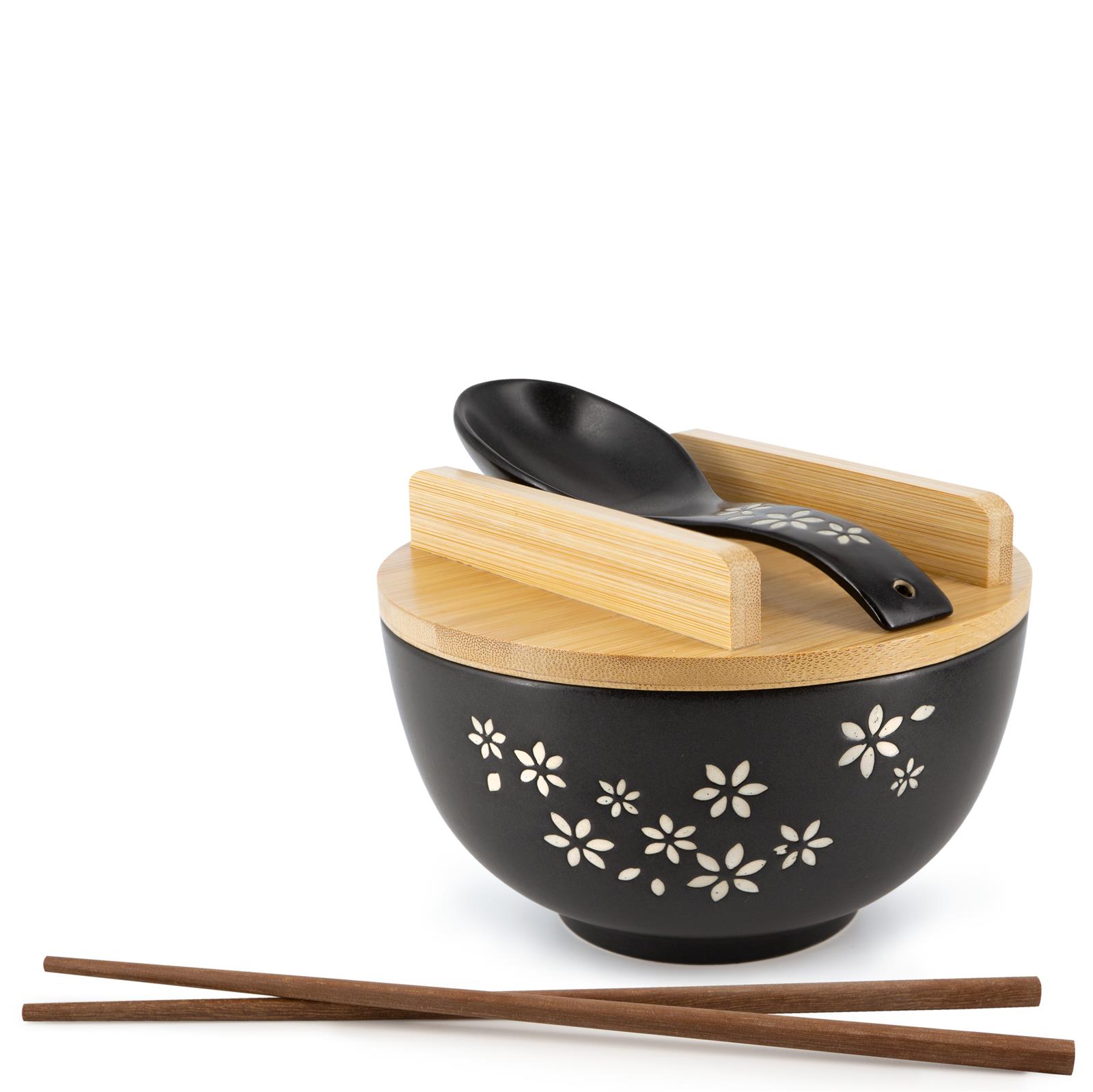 Ramen Schüssel Set SOLID – 4-teilig, produkts: Ein Gourmet-Ramen-Deckel im Design Blumen, in der Hand gehalten