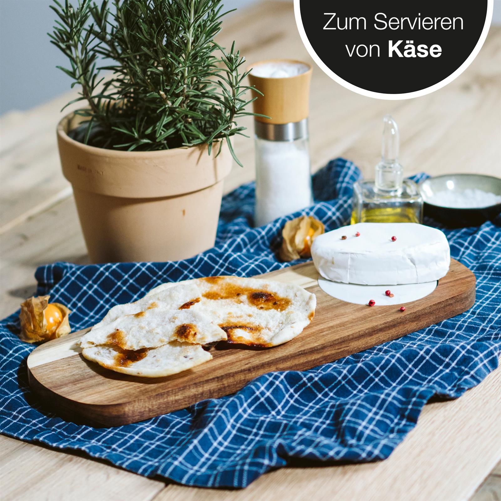 Holzbrett, Holzschneidebrett mit Marmor-Akzent, Größe 40x14x2 cm aus Akazienholz, präsentiert als Küchenunterlage